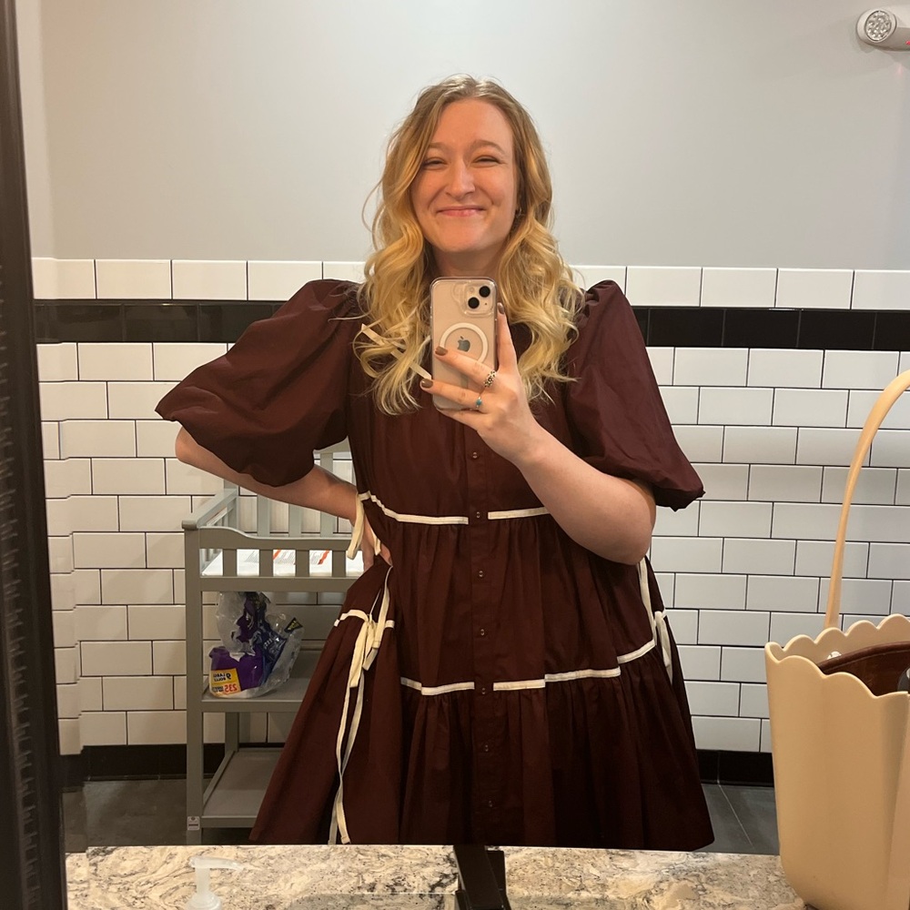 Meet your Posher, Anne